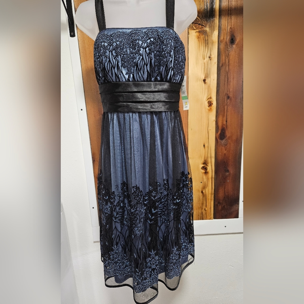 NWT R&M Richards Elegant Navy Dress